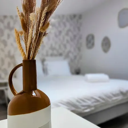 Le Bellerade - Rez-de-chaussee Confort *